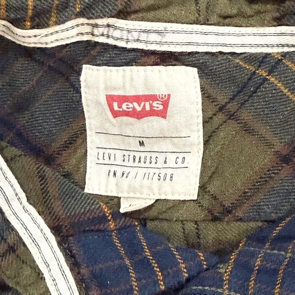 Men’s Cotton Levi's Olive and Navy Plaid Shirt size M - Picture 4 of 5